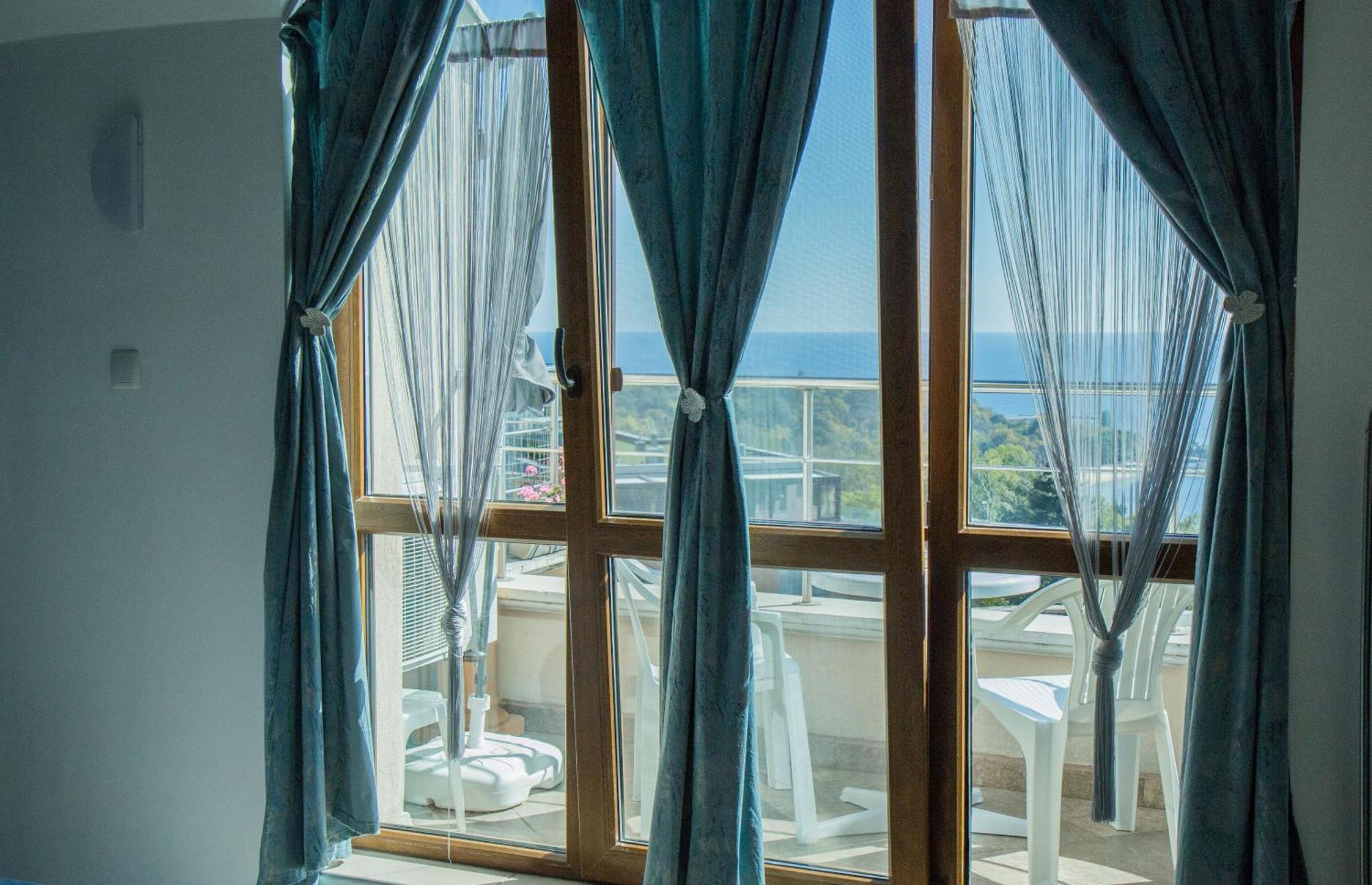 Black Sea Narcissus - Quiet Studio With Amazing Sea View Varna Eksteriør bilde